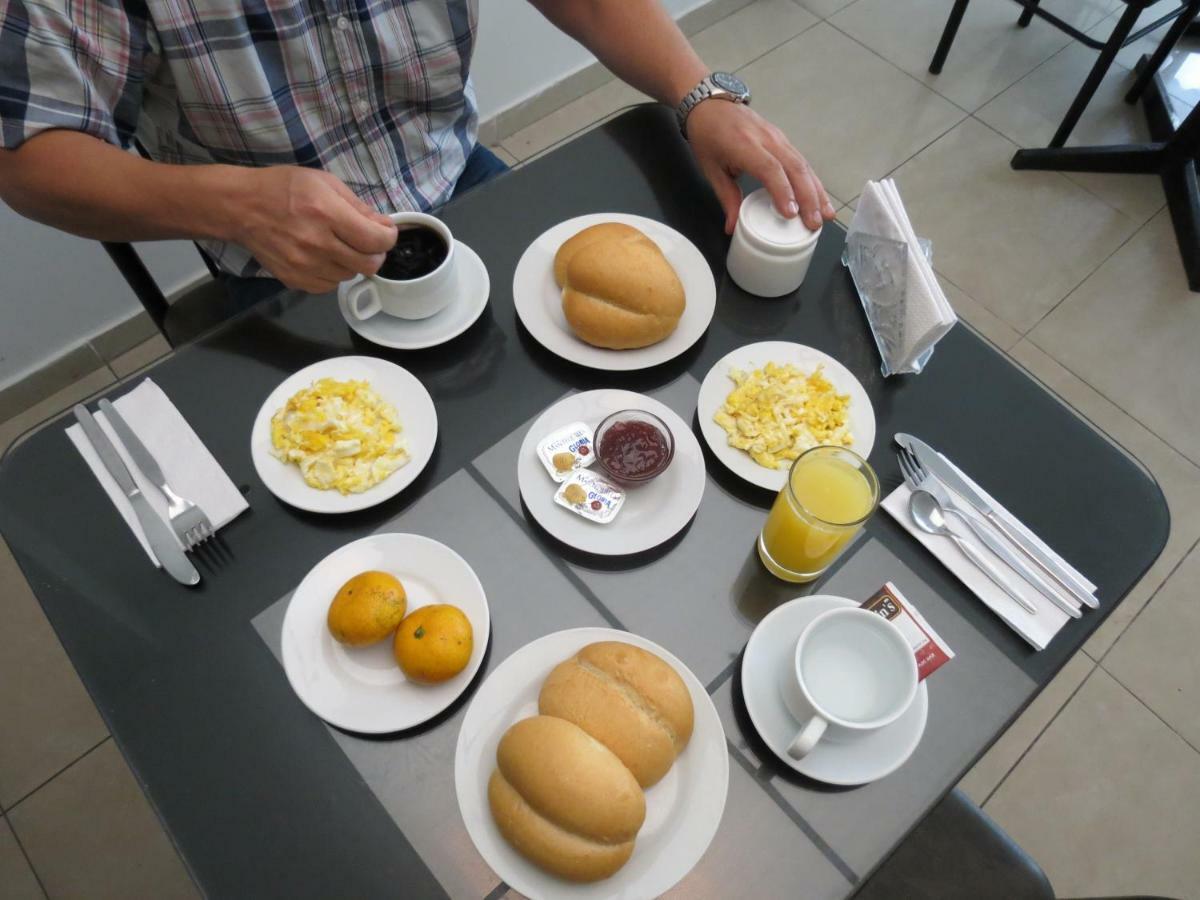 Miraflores Inn Ліма Екстер'єр фото